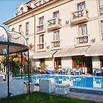 Отель Savoia