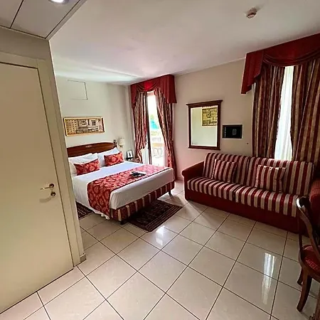 Hotel Savoia 3*