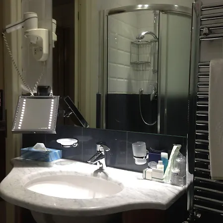 萨沃意亚别墅酒店 3*