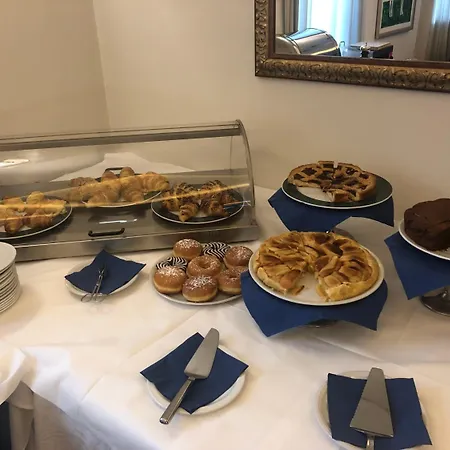 萨沃意亚别墅酒店 酒店 3*